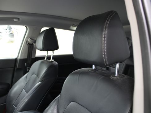 Used 2020 Kia Sportage EX w/ EX Technology Package image 5