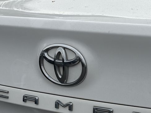 Certified 2019 Toyota Camry LE FWD image 4