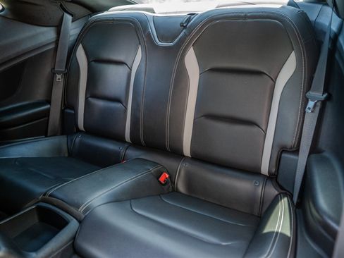 Used 2020 Chevrolet Camaro LT RWD image 28