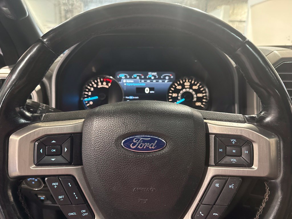 Used 2018 Ford F150 Platinum w/ Equipment Group 701A Luxury AWD/4WD image 12