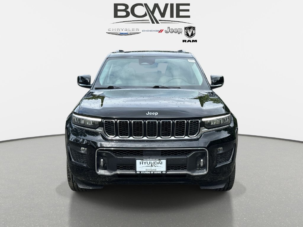 Used 2023 Jeep Grand Cherokee Overland RWD image 6
