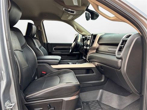 Used 2020 RAM 3500 Laramie image 15