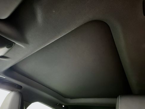Used 2025 BMW X2 xDrive28i AWD/4WD image 25