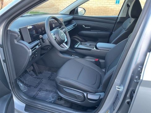 New 2026 Hyundai Tucson Blue SE image 17
