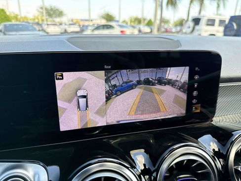 Certified 2023 Mercedes-Benz GLB 250 image 25