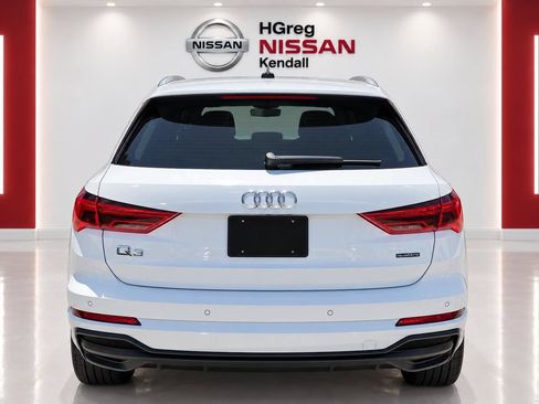 Used 2024 Audi Q3 2.0T Premium AWD/4WD image 6