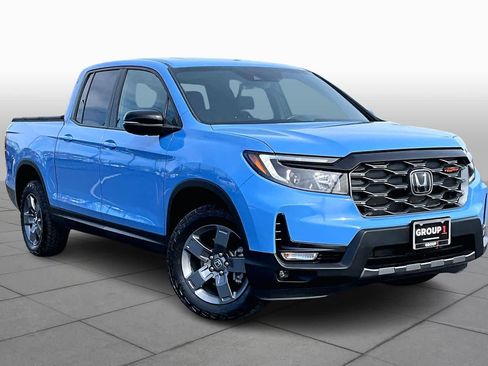Certified 2025 Honda Ridgeline TrailSport image 2