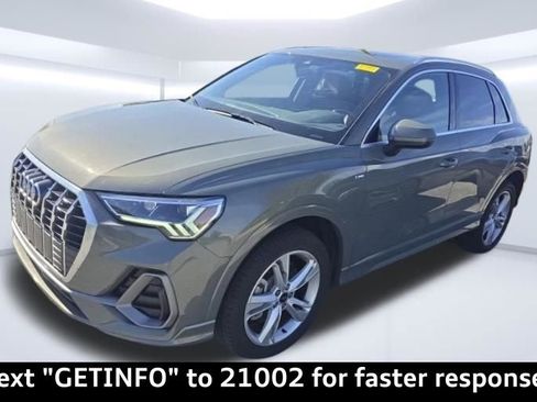 Used 2024 Audi Q3 2.0T Premium AWD/4WD image 3