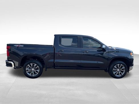 Used 2024 Chevrolet Silverado 1500 LT AWD/4WD image 6