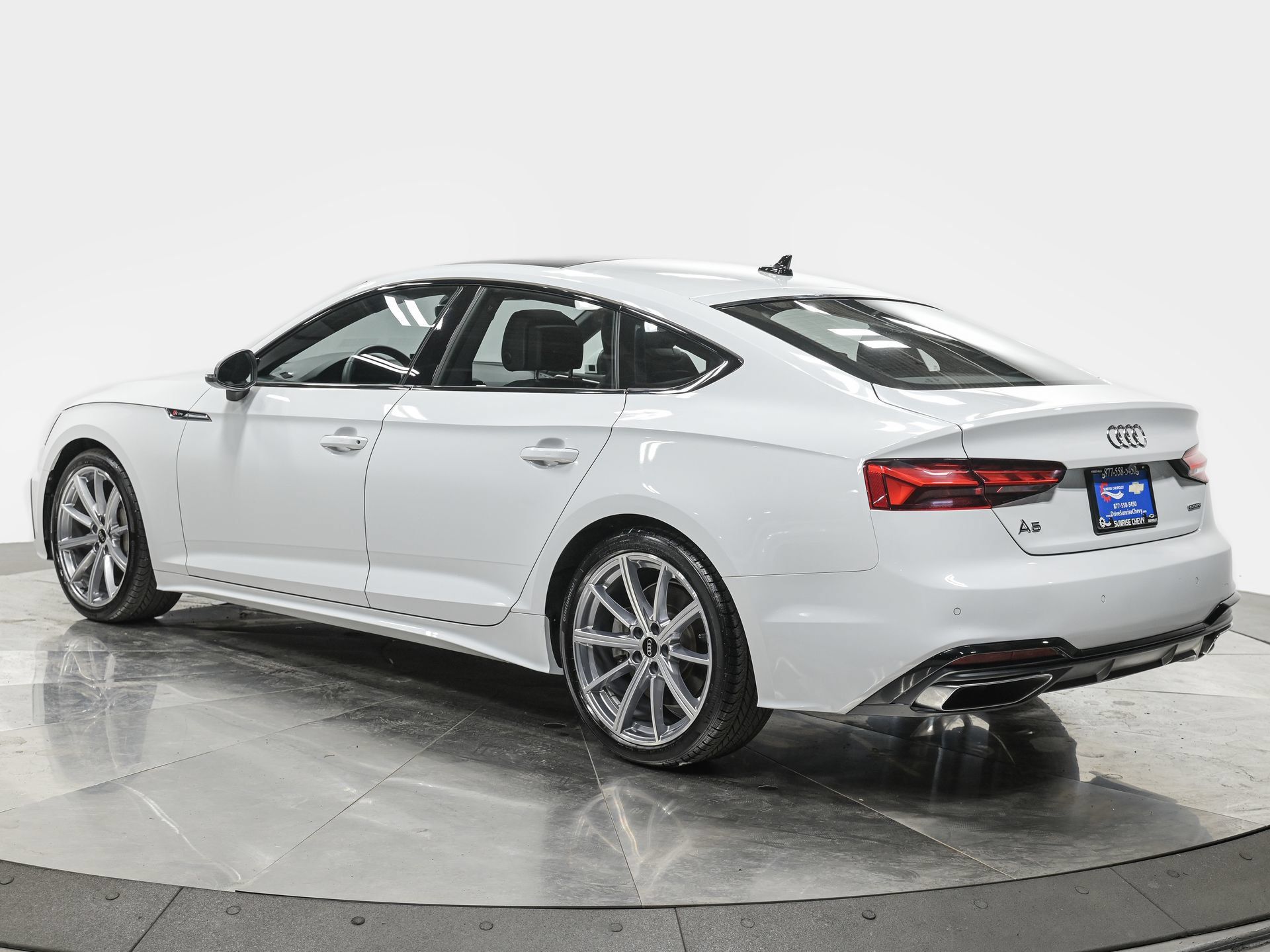 Used 2025 Audi A5 2.0T Premium Plus w/ Convenience Plus Package AWD/4WD image 4