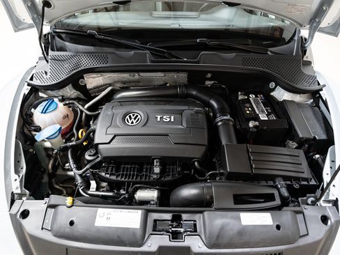 Used 2017 Volkswagen Beetle 1.8T SE image 24