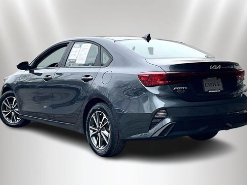 Used 2022 Kia Forte LXS image 4