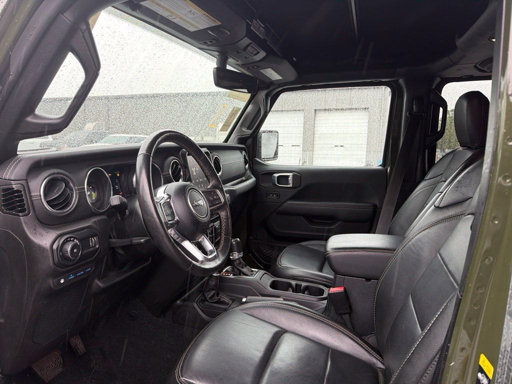 Used 2023 Jeep Wrangler Unlimited Sahara w/ Cold Weather Group AWD/4WD image 14