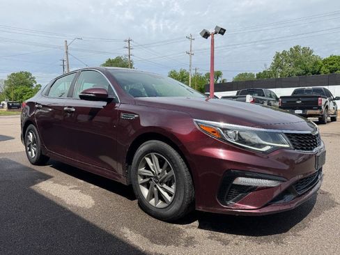 Used 2019 Kia Optima LX image 5