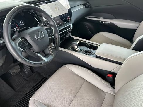 Used 2025 Lexus RX 350 Premium Plus w/ Convenience Package AWD/4WD image 11