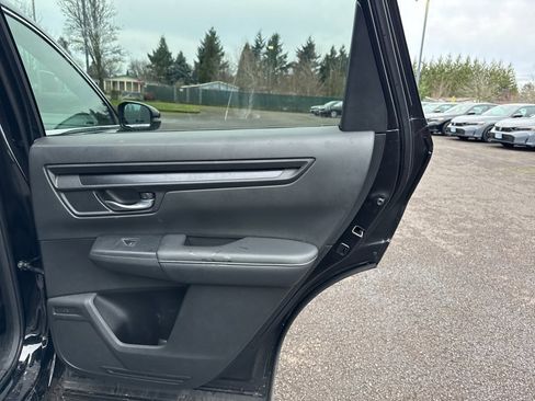 Certified 2025 Honda CR-V LX image 22