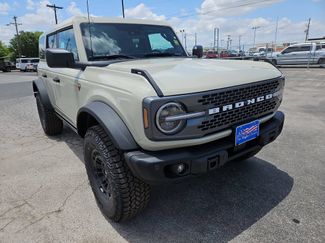 New 2026 Ford Bronco Badlands AWD/4WD video 2