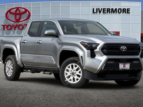 New 2025 Toyota Tacoma SR5 image 2