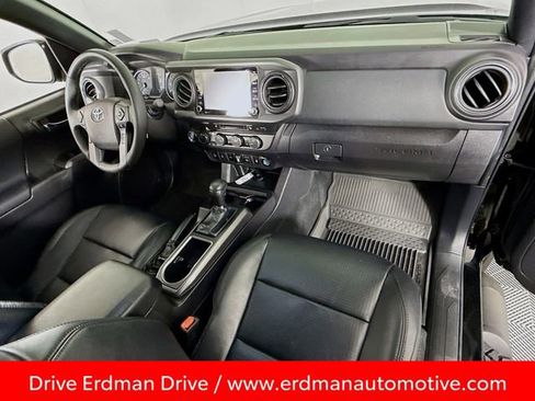 Used 2023 Toyota Tacoma TRD Off-Road w/ TRD Premium Off Road Package image 26