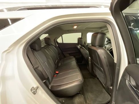 Used 2017 Chevrolet Equinox Premier w/ Enhanced Convenience Package AWD/4WD image 24