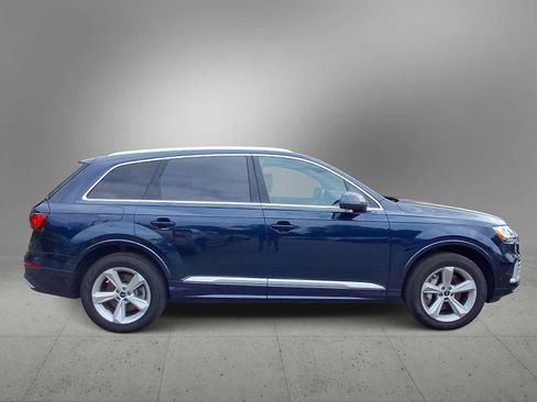 Used 2023 Audi Q7 2.0T Premium w/ Convenience Package AWD/4WD image 9