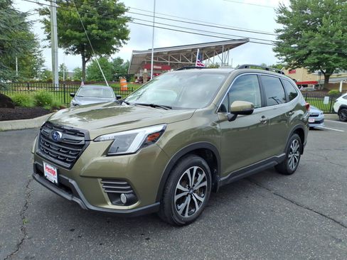 Certified 2023 Subaru Forester Limited AWD/4WD image 5