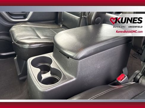 Used 2015 Nissan Armada Platinum w/ 2nd Row Captain Seat Package AWD/4WD image 32
