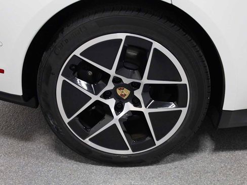 Certified 2025 Porsche Taycan image 38