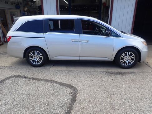 Used 2012 Honda Odyssey EX-L image 25