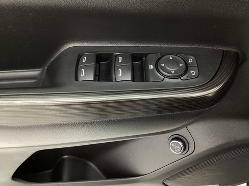 Used 2017 GMC Acadia SLT AWD/4WD image 39