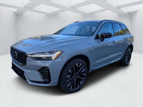 New 2026 Volvo XC60 T8 Ultra w/ Protection Package Premier AWD/4WD image 7