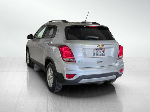 Used 2019 Chevrolet Trax LT w/ LT Convenience Package image 5