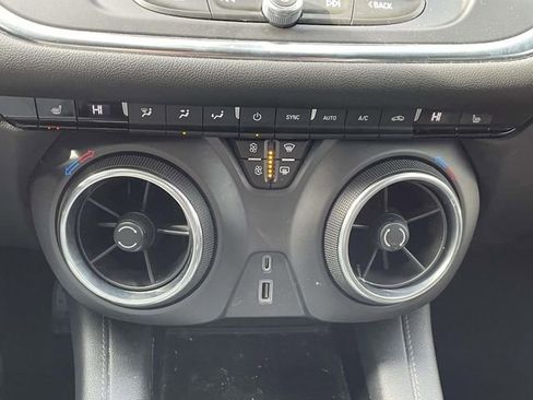 Used 2019 Chevrolet Blazer LT image 24