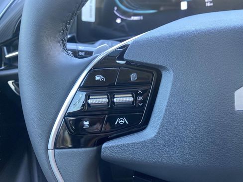 New 2025 Kia Niro EX image 24