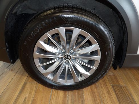 Certified 2024 MAZDA CX-90 3.3 Turbo w/ Preferred Plus AWD/4WD image 5