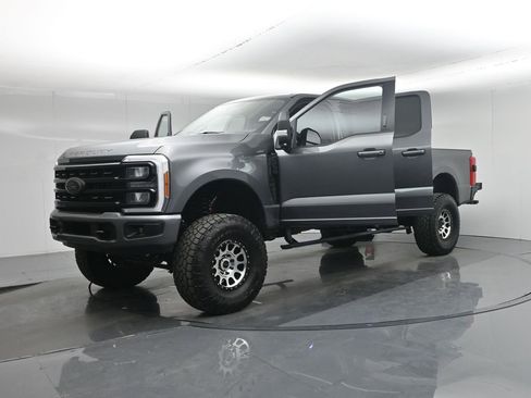 Used 2023 Ford F250 XLT w/ Black Appearance Package image 39