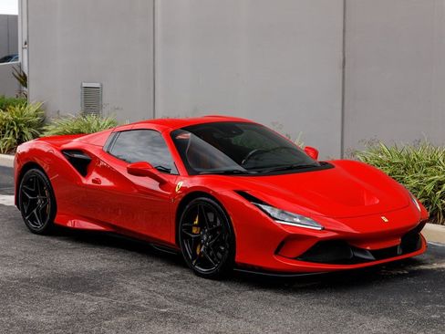 Used 2022 Ferrari F8 Tributo RWD image 7