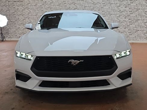 Used 2024 Ford Mustang Coupe image 2