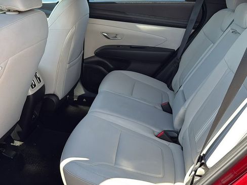 Used 2025 Hyundai Tucson SEL image 11