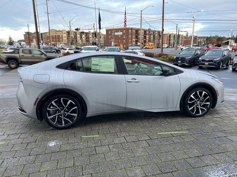New 2026 Toyota Prius Plug-In Hybrid image 6