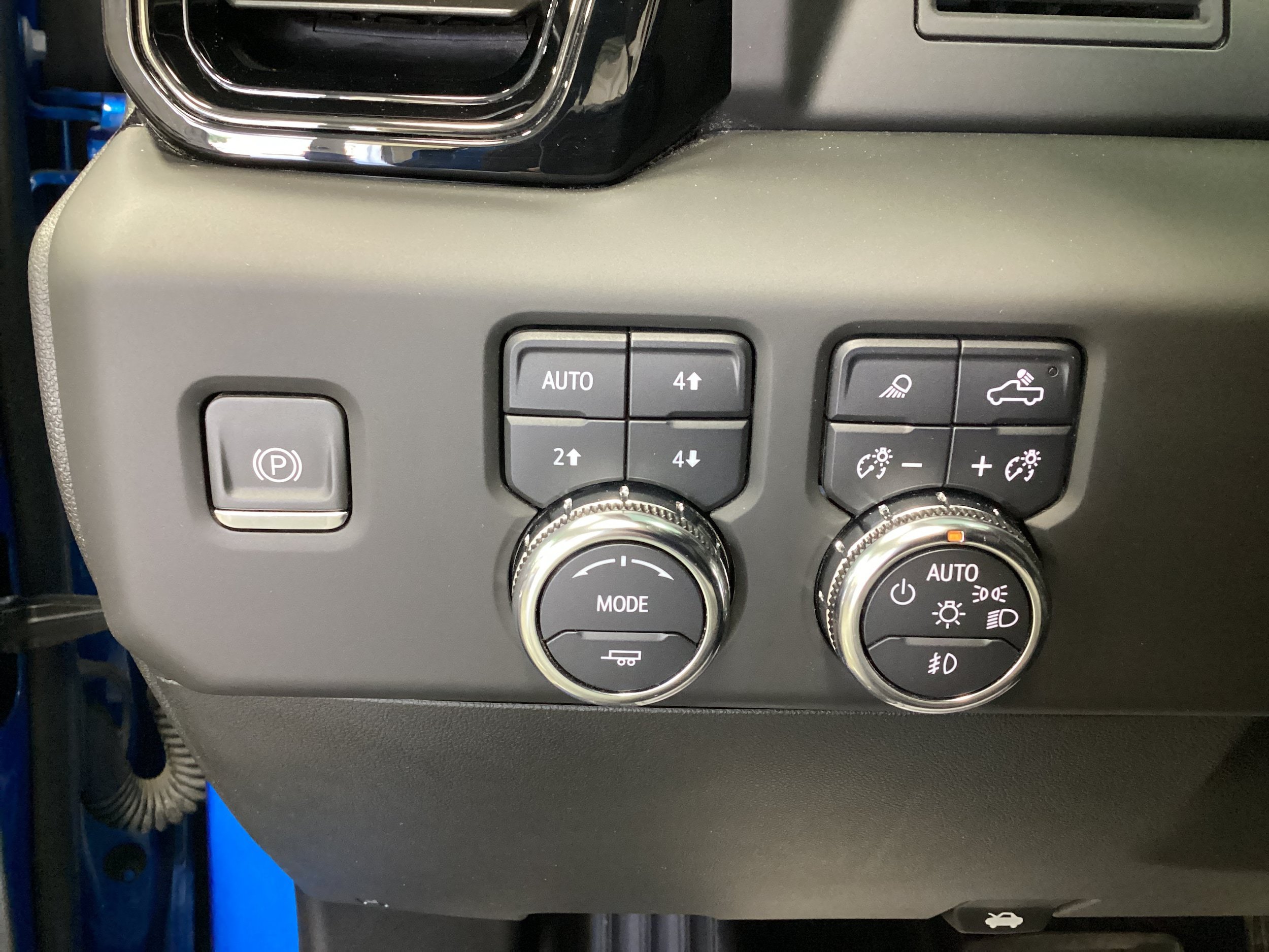 Used 2024 GMC Sierra 1500 AT4 w/ AT4 Premium Package AWD/4WD image 21