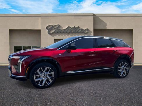 New 2026 Cadillac Optiq Luxury 2 AWD/4WD image 7