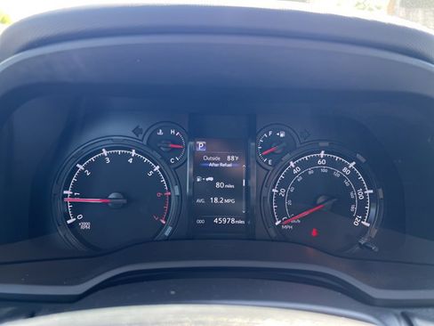 Used 2024 Toyota 4Runner SR5 image 12