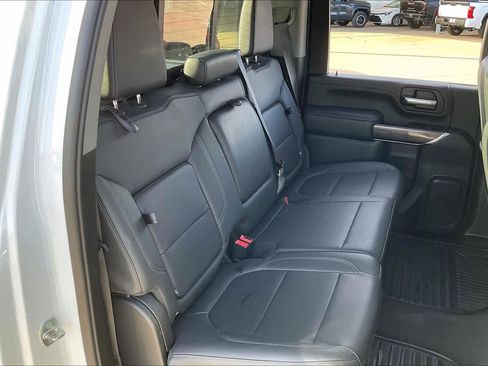 Certified 2021 Chevrolet Silverado 2500 LTZ w/ LTZ Premium Package image 18