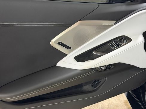 Used 2024 Chevrolet Corvette Stingray Preferred Cpe w/ Z51 Performance Package image 12