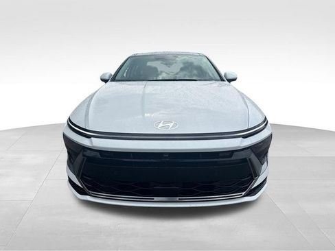 New 2026 Hyundai Sonata Limited FWD image 8
