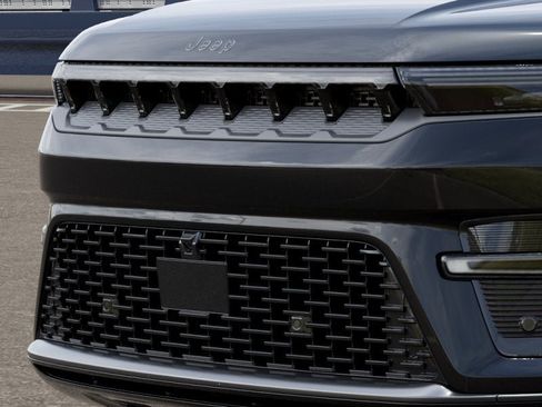 New 2026 Jeep Grand Wagoneer Limited AWD/4WD image 7