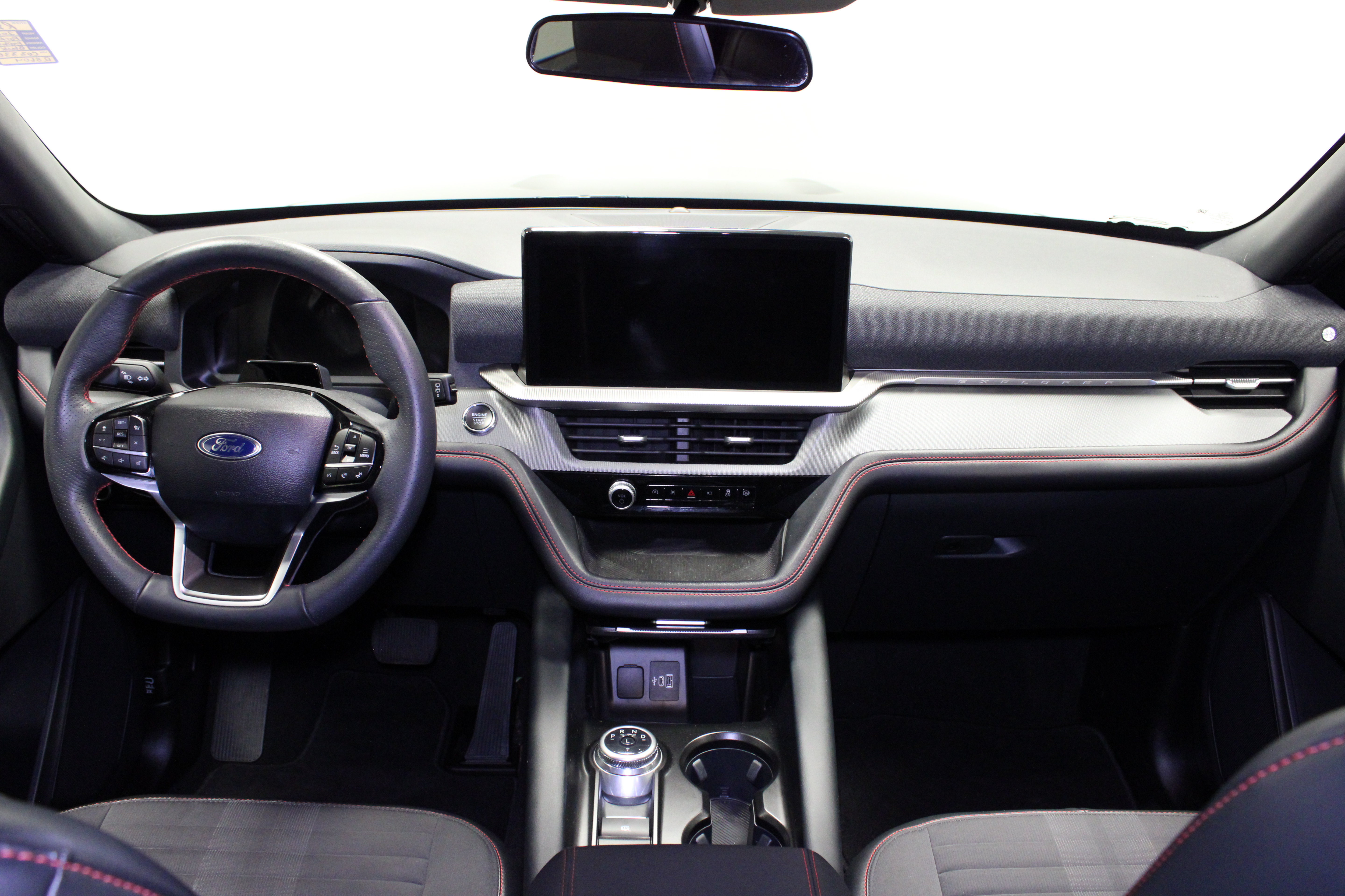 Used 2025 Ford Explorer ST-Line AWD/4WD image 21