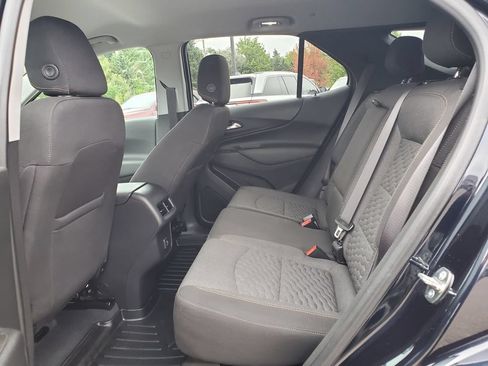 Used 2021 Chevrolet Equinox LT FWD image 9