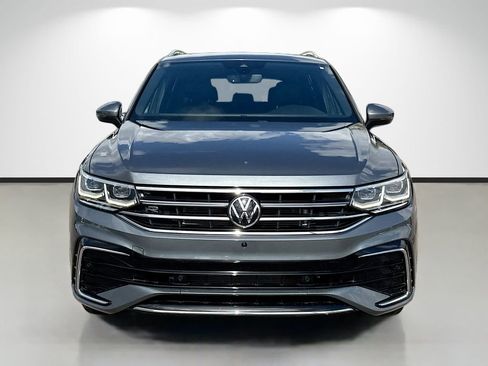 Used 2022 Volkswagen Tiguan SEL R-Line AWD/4WD image 8